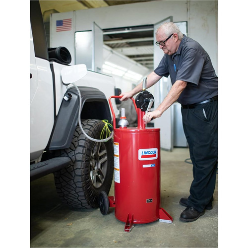 Chariot &agrave; carburant en acier de 25 gallons avec pompe rotative bidirectionnelle Consource