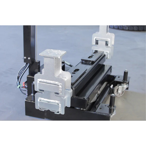 Cric de levage dextr&eacute;mit&eacute; par pare-chocs, Capacit&eacute; de 12 tonne(s), 8" - 15-3/4" h Consource