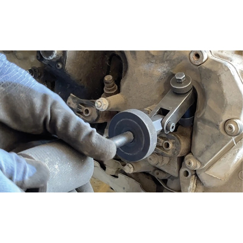 N&eacute;cessaire dextracteur dinjecteur diesel &agrave; 2 m&acirc;choires avec coffret Consource
