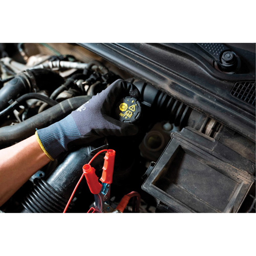 Short Frame Brake-Pro Pressure Brake Bleeder with Adapters Consource