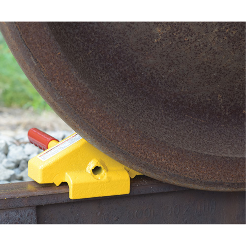 Flag Rail Chock Consource