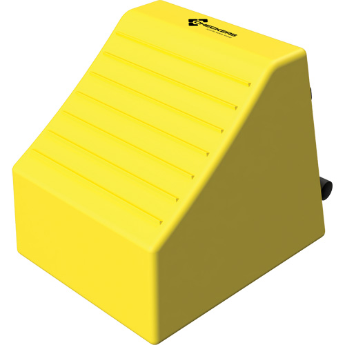 Cale de roue ultra-robuste pour l'exploitation mini&egrave;re Checkers Safety, PEHD, Jaune, 14-1/2" la x 17-1/2" p x 16" h Consource