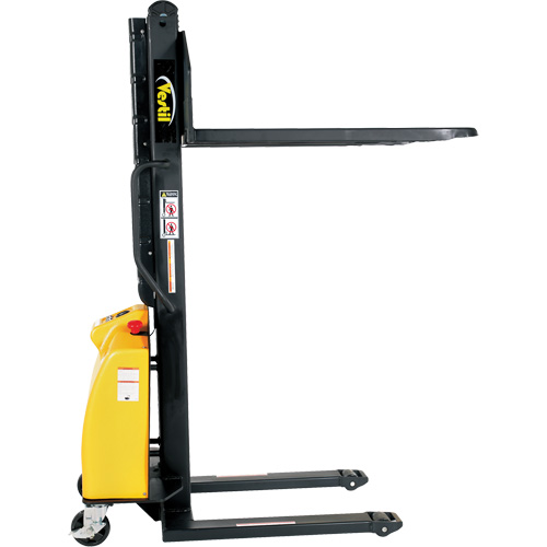 Gerbeur motoris&eacute; avec m&acirc;t &eacute;troit, Fonctionnement &eacute;lectrique, Capacit&eacute; 1500 lb, Lev&eacute;e max 63" Consource