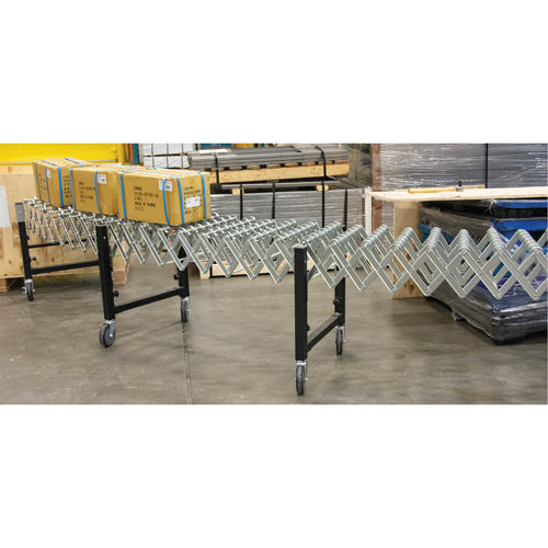 Convoyeur extensible, 18" la x 12' lo, Capacit&eacute; de 200 lb par pi lin. Consource