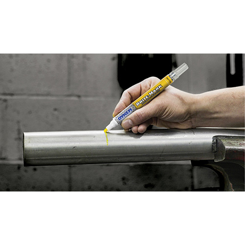 Marqueur de peinture avec pointe moyenne Brite-Mark, Liquide, Jaune Consource