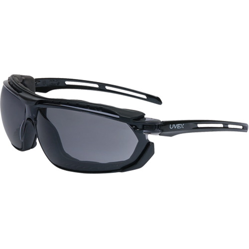 Lunettes de s&eacute;curit&eacute; &eacute;tanches Uvex Tirade, Lentille Grise/fum&eacute;e, Antibu&eacute;e, ANSI Z87+/R&eacute;pond ou surpasse la norme CSA Z94.3 Consource