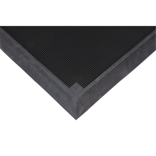 Tapis pour l'assainissement des chaussures, Caoutchouc, 2-2/3' la x 3-1/4' lo x 2-1/2" &eacute;pais, Noir Consource