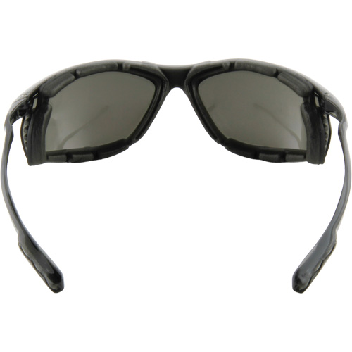 Lunettes de s&eacute;curit&eacute; avec joint en mousse Virtua, Lentille Grise/fum&eacute;e, Antibu&eacute;e, ANSI Z87+/R&eacute;pond ou surpasse la norme CSA Z94.3 Consource
