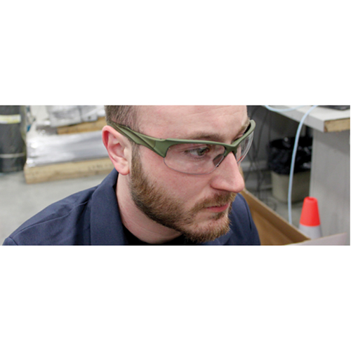 Lunettes de s&eacute;curit&eacute; s&eacute;rie Z2000, Lentille Transparent, Anti-&eacute;gratignures, R&eacute;pond ou surpasse la norme CSA Z94.3 Consource