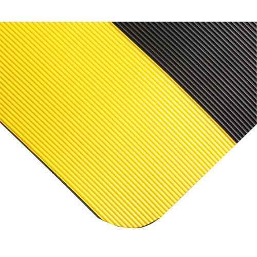 Tapis ondul&eacute; pour tableau de contr&ocirc;le no 702, 3' la x 20' lo, 1/4" &eacute;paisseur, Noir/Jaune, PVC Consource