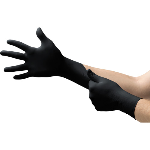 Onyx&reg; Gloves, Small, Nitrile, 3.5-mil, Powder-Free, Black Consource