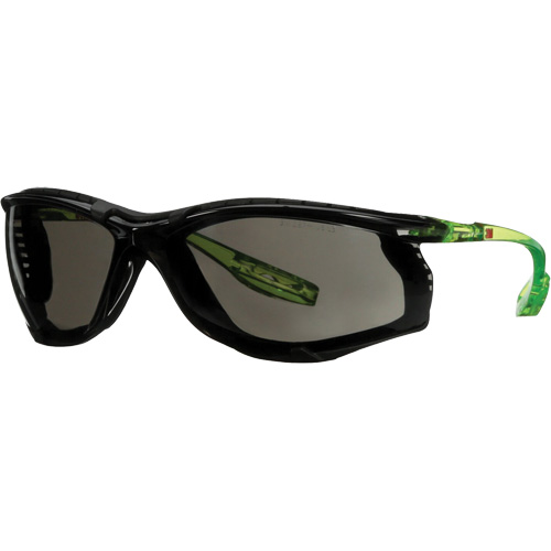 Lunettes de s&eacute;curit&eacute; de s&eacute;rie Solus CCS, Lentille Gris, Antibu&eacute;e/Anti-&eacute;gratignures, R&eacute;pond ou surpasse la norme CSA Z94.3 Consource