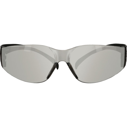 Lunettes de protection de s&eacute;rie 100 SecureFit, Lentille Gris/Int&eacute;rieur/ext&eacute;rieur, Antibu&eacute;e/Anti-&eacute;gratignures, ANSI Z87+/R&eacute;pond ou surpasse la norme CSA Z94.3 Consource