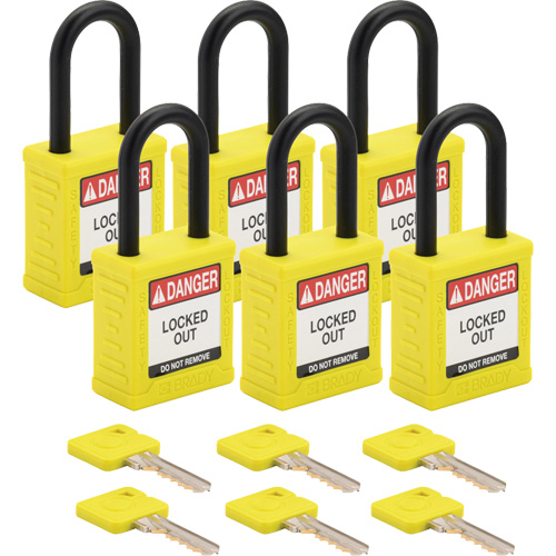 Cadenas de verrouillage Velocity, Jaune, Cl&eacute;s diff&eacute;rentes, Nylon, Largeur de 1-1/2" Consource