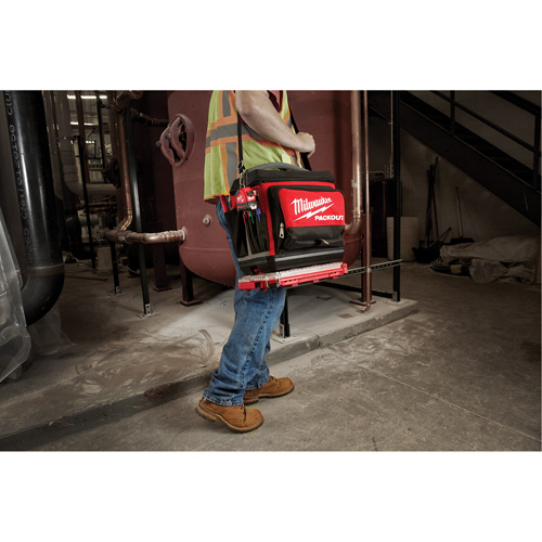 Packout Cooler, 20.5 L Capacity Consource