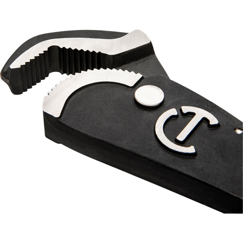 Self-Adjusting Dual Material Pipe Wrench, 1-1/2" Jaw Capacity, 12" Long, Black Oxide Finish, Cushion Handle Consource