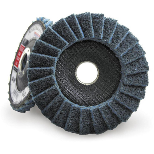 Disque &agrave; lamelles incurv&eacute; pour traitement de surface POWERBLEND SCD, 4-1/2" x 7/8", Type 29, Grain Fin Consource