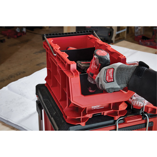 Bac compact PACKOUT, 15-1/2" x 9-1/2" x 8-3/4", Noir/Rouge Consource