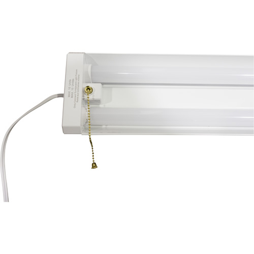 Lampe interconnectable pour atelier, DEL, 120 V, 42 W, 2,9" h x 6,3" la x 47,4" lo Consource