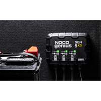 Chargeur de batterie embarqu&eacute; &agrave; 3 sorties de 15 amp&egrave;res Gen5X3 Genius Consource