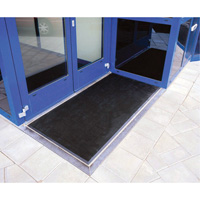 Gritstop Fingermat Matting, Rubber, Scraper Type, Textured Pattern, 2' x 2-2/3', Black Consource