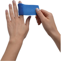 Pansements en mousse douce, Couper au besoin lo x 2-1/2" la, Classe 1, Auto-adh&eacute;rent Consource