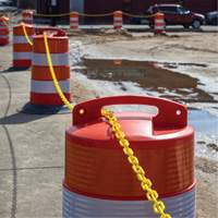 Plastic Barrier Chain, Green, 2" Link, 100' Length Consource