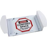 Panneau pour trou d'homme "Danger Confined Space Permit Required For Entry", 21" x 30", Polystyr&egrave;ne, Anglais Consource