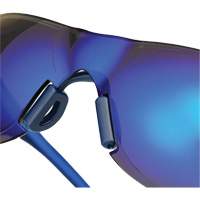 Lunettes de s&eacute;curit&eacute; Adapt Lite, Lentille Miroir bleu, Antibu&eacute;e/Anti-&eacute;gratignures, ANSI Z87+/R&eacute;pond ou surpasse la norme CSA Z94.3 Consource