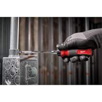 Tournevis &agrave; cliquet 14-en-1 &agrave; embouts multiples avec porte-embout de 1/4", 10-11/100" lo, Prise Coussin&eacute;e Consource